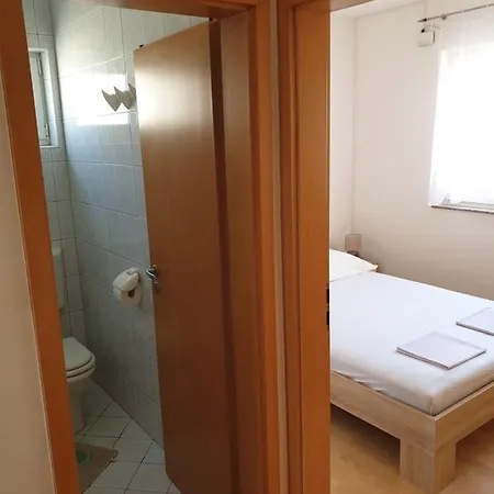 Apartment Branka Povljana