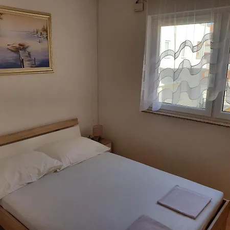 Apartment Branka Povljana